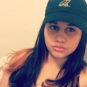 Meet your Posher, Ana